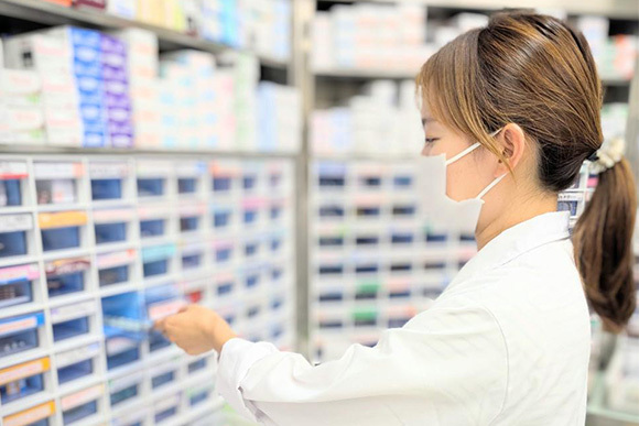 佐野薬局　調剤室