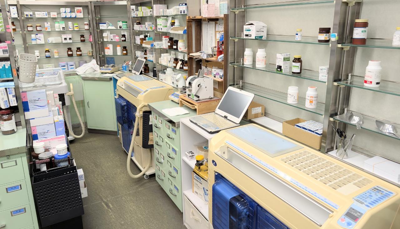 佐野薬局　手洗い&水飲み場